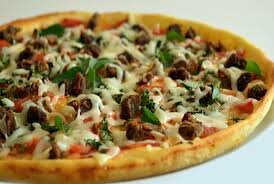 feslegen ve kavurmali pizza tarifi Fesleğen Kavurmalı Pizza Tarifi